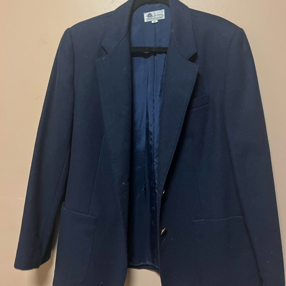 Women’s navy blue suit jacket